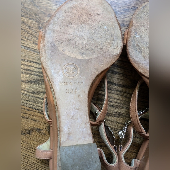 CHANEL Camellia Cork Wedge Sandals | Tan/Brown | Size 39 1/2 (Fits like US 7.5) - Picture 5 of 16